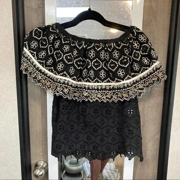 Hemant & Nandita Black Embroidered Off-Shoulder Top – Size XS - Picture 6 of 6